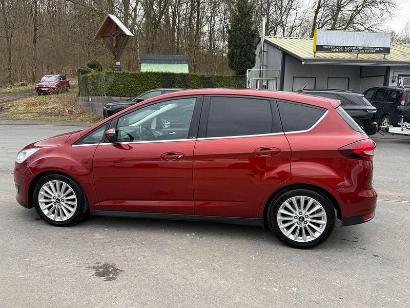 Gebraucht Ford C-MAX Titanium 125 PS (91 kW) 2015 Rot Van / Kleinbus