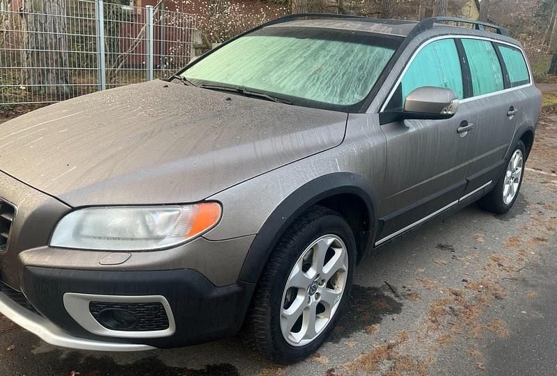 Beige Gebraucht 2010 Volvo XC70 Kombi | 6.250 € (Guter Preis) - Bild 1/4