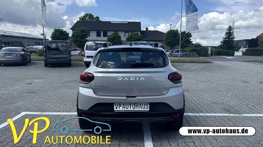 Gebraucht Dacia Sandero Expression 91 PS (66 kW) 2023 Grau Limousine