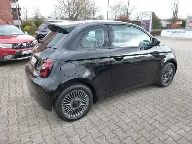 Gebraucht Fiat 500e Icon 86 kW (118 PS) 2022 Onyx schwarz Kleinwagen