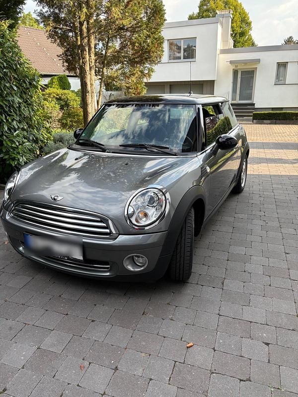 Silber Gebraucht 2010 Mini Cooper Kleinwagen | 5.750 € (Fairer Preis) - Bild 1/4