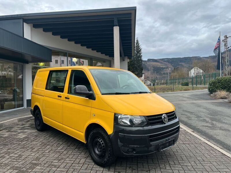 Gelb Gebraucht 2013 VW T5 Van | 9.850 € (Guter Preis) - Bild 1/4