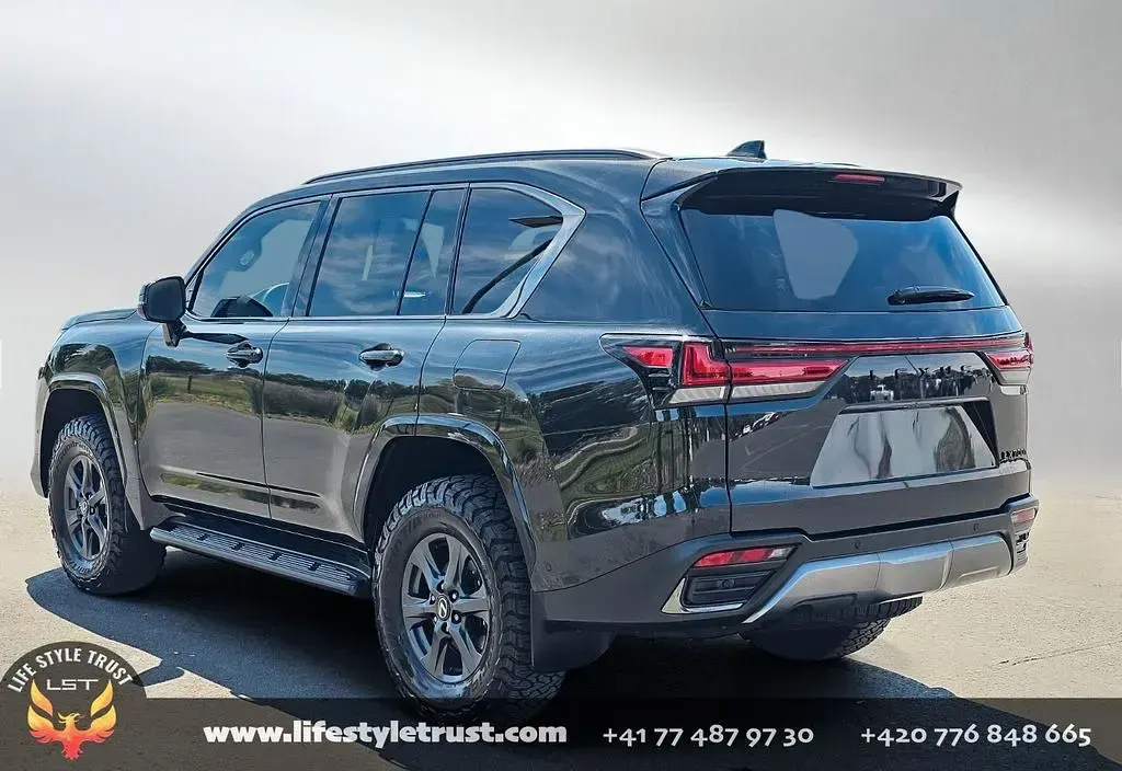 Gebraucht Lexus LX700h 462 PS (339 kW) 2025 Schwarz SUV