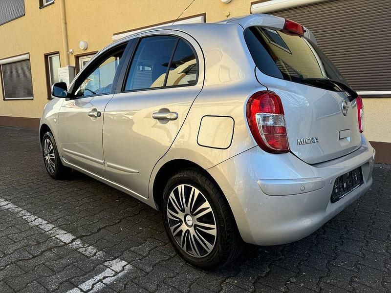 Gebraucht Nissan Micra Acenta 80 PS (58 kW) 2012 Silber Kleinwagen