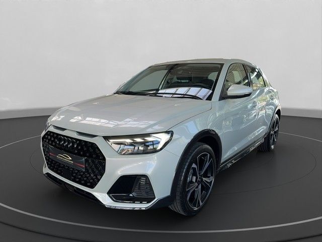 Tausilber (silber) Neu 2024 Audi A1 Ambiente Kleinwagen | 32.650 € (Etwas zu teuer) - Bild 1/4