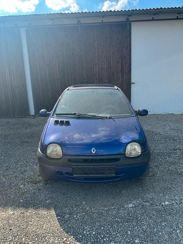 Violet Gebraucht 2001 Renault Twingo Kleinwagen | 1.600 € (Fairer Preis) - Bild 1/4