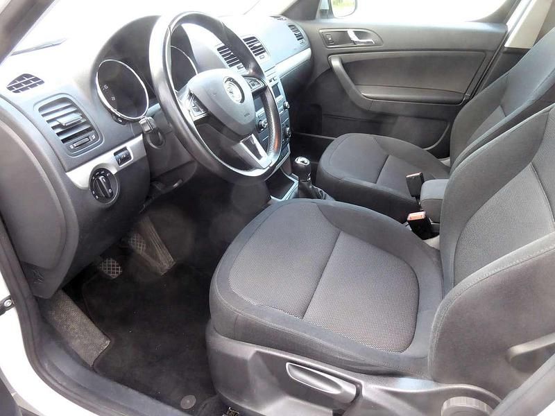 Gebraucht Skoda Yeti Outdoor Ambition 160 PS (117 kW) 2014 Weiß SUV