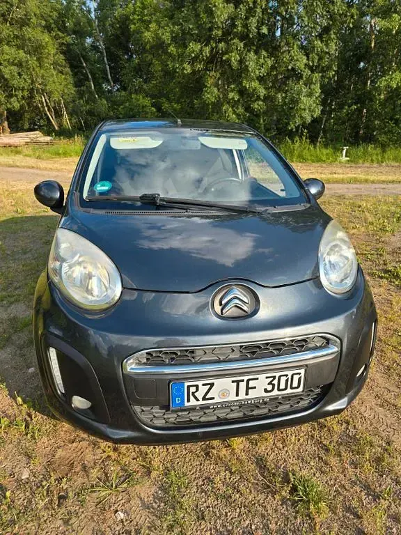 Gebraucht Citroën C1 68 PS (50 kW) 2013 Schwarz Kleinwagen