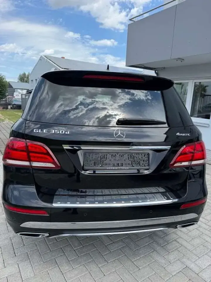 Gebraucht Mercedes GLE350 258 PS (189 kW) 2017 Obsidianschwarz  metalliclack SUV