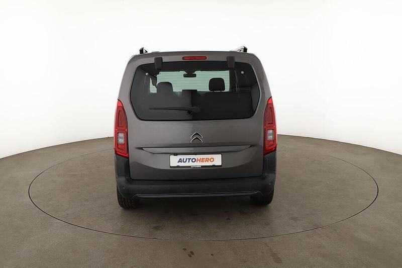 Gebraucht Citroën Berlingo Feel 131 PS (96 kW) 2019 Grau Van / Kleinbus