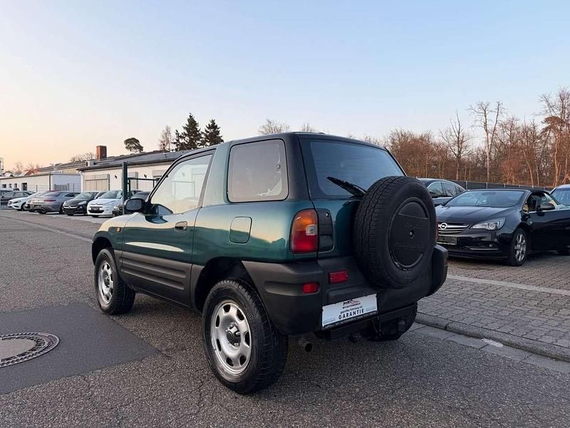 Gebraucht Toyota RAV4 129 PS (94 kW) 1997 Grün SUV