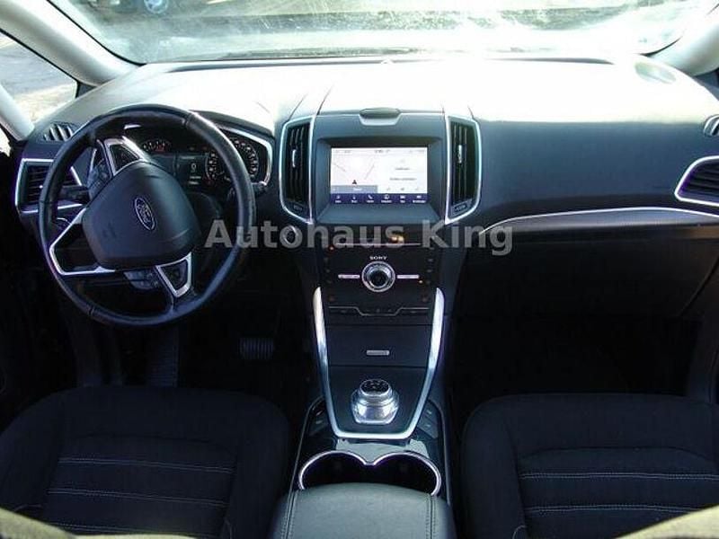 Gebraucht Ford Galaxy Titanium 150 PS (110 kW) 2021 Agate black Van / Kleinbus