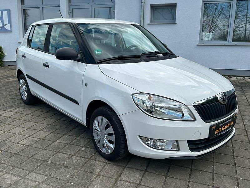 Gebraucht Skoda Fabia Cool Edition 60 PS (44 kW) 2014 Weiß Kleinwagen