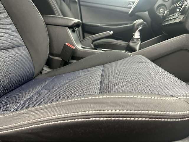 Gebraucht Hyundai Tucson Advantage 177 PS (130 kW) 2017 Blau metallic SUV