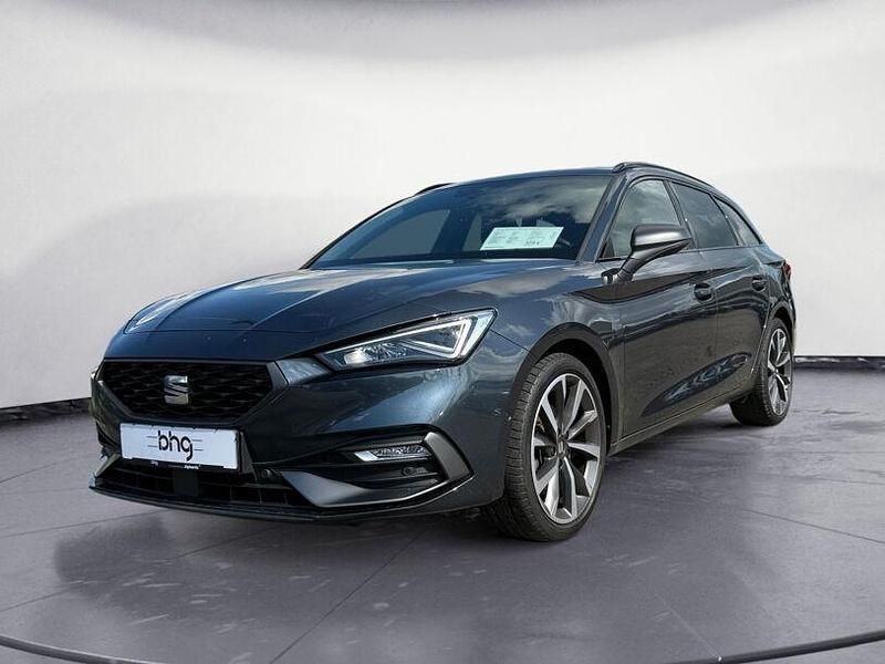 Grau Gebraucht 2021 Seat Leon FR Limousine | 24.490 € (Fairer Preis) - Bild 1/4