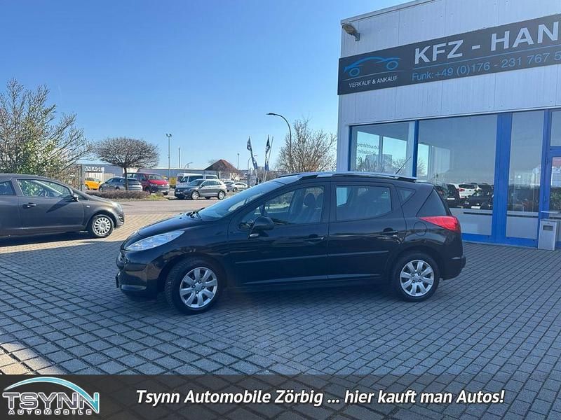 Gebraucht Peugeot 207 Tendance 73 PS (53 kW) 2008 Schwarz obsidien/metalliclack Kombi