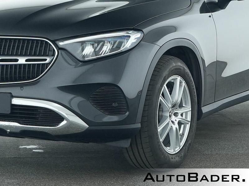 Gebraucht Mercedes GLC220 Advanced Plus 197 PS (144 kW) 2025 831 lack graphitgrau SUV
