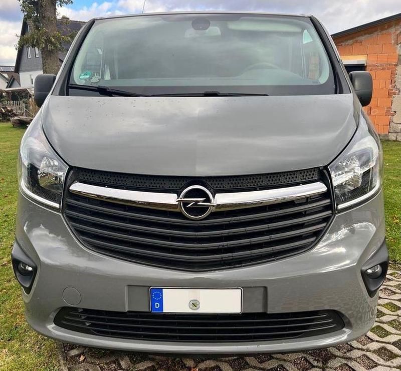 Gebraucht Opel Vivaro 125 PS (91 kW) 2016 Grau Van / Kleinbus