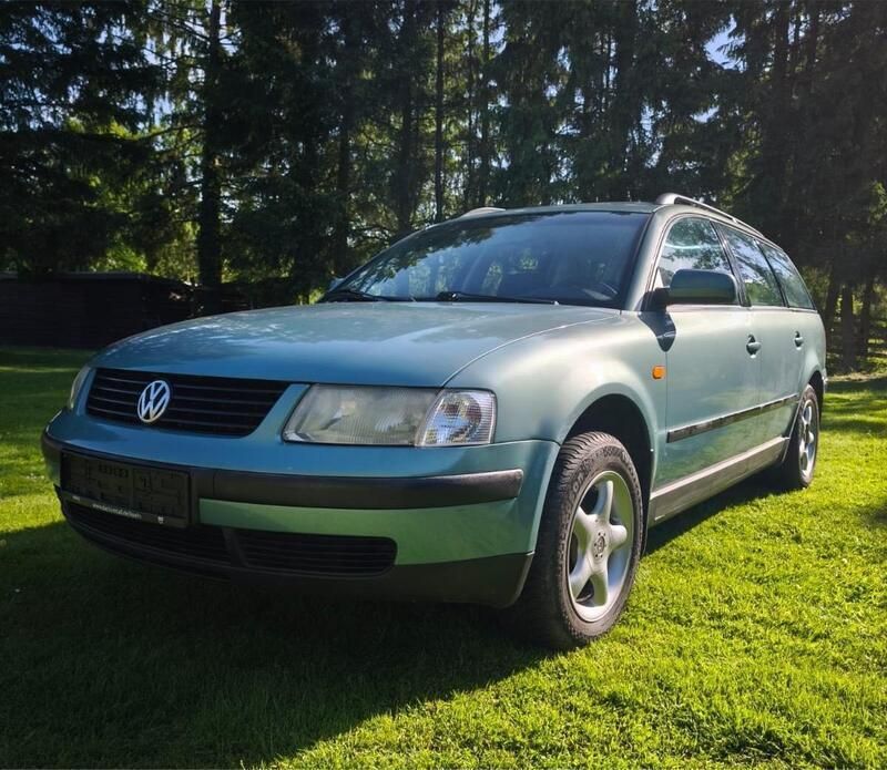 Andere außenfarben Gebraucht 1998 VW Passat Kombi | 1.400 € (Fairer Preis) - Bild 1/4