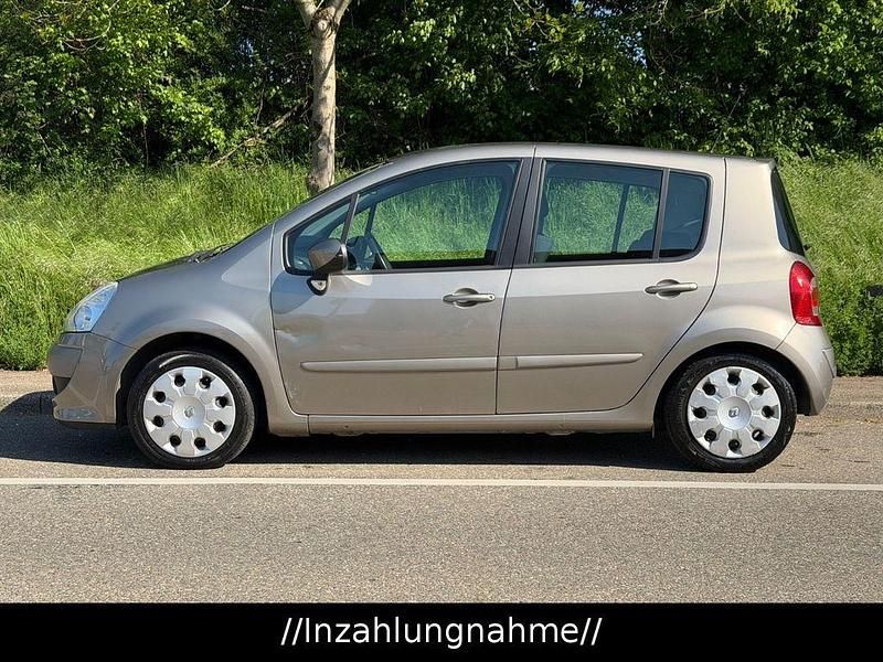 Second-hand Renault Modus Dynamique 75 CP (55 kW) 2011 Maro Monovolum