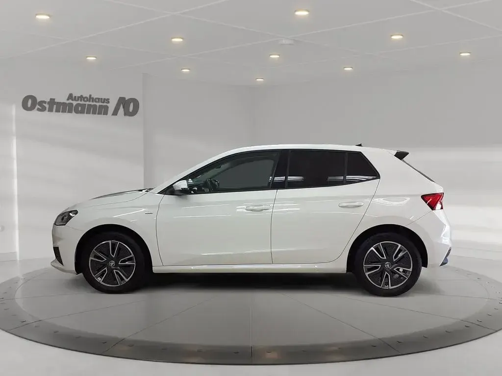 Gebraucht Skoda Fabia Tour 95 PS (69 kW) 2023 Weiß Kleinwagen