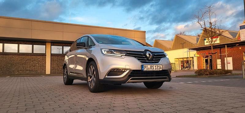 Gebraucht Renault Espace 160 PS (117 kW) 2019 Silber Van / Kleinbus
