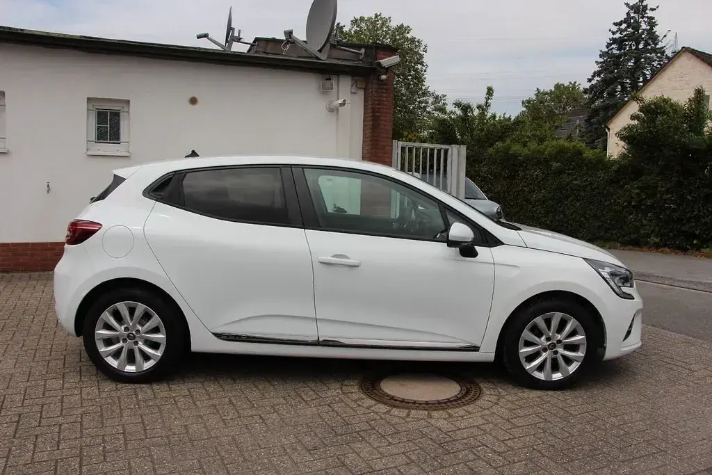 Gebraucht Renault Clio V Experience 72 PS (52 kW) 2020 Weiß Limousine
