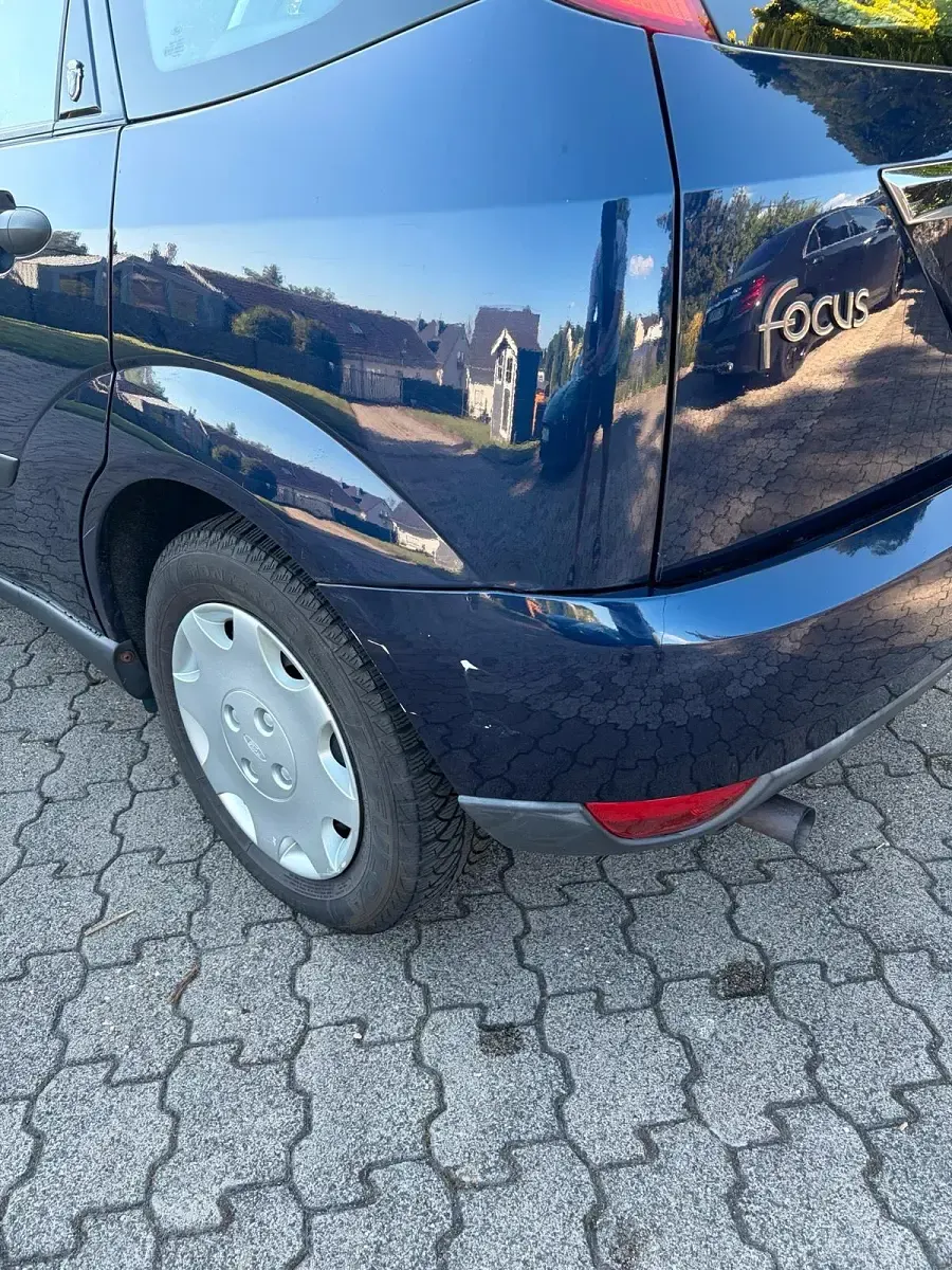 Gebraucht Ford Focus Ghia 101 PS (74 kW) 2002 Grün Kleinwagen