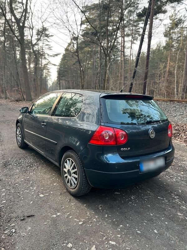 Gebraucht VW Golf V 80 PS (58 kW) 2007 Blau Kleinwagen