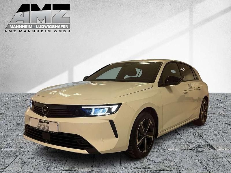 Gebraucht Opel Astra Edition 131 PS (96 kW) 2025 Lack weiss banquise/typ aussen Limousine