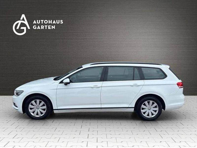 Gebraucht VW Passat Trendline 200 PS (147 kW) 2018 Weiß Kombi