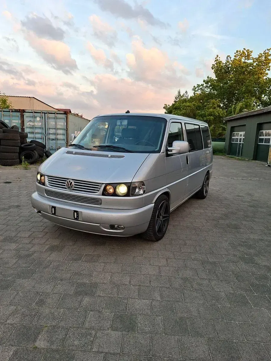 Gebraucht VW T4 151 PS (111 kW) 1999 Silber Van