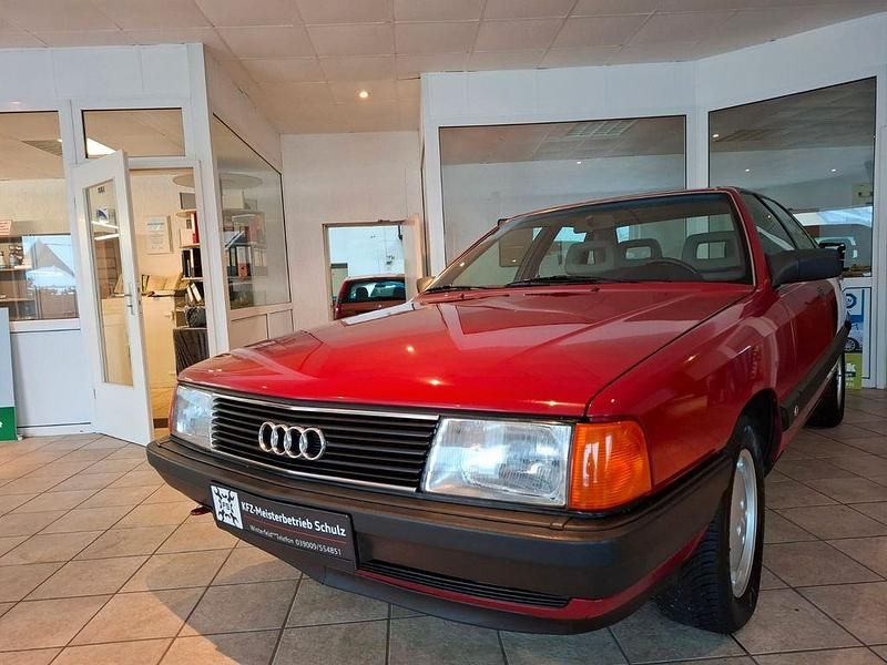 Rot Gebraucht 1990 Audi 100 Limousine | 7.777 € - Bild 1/4