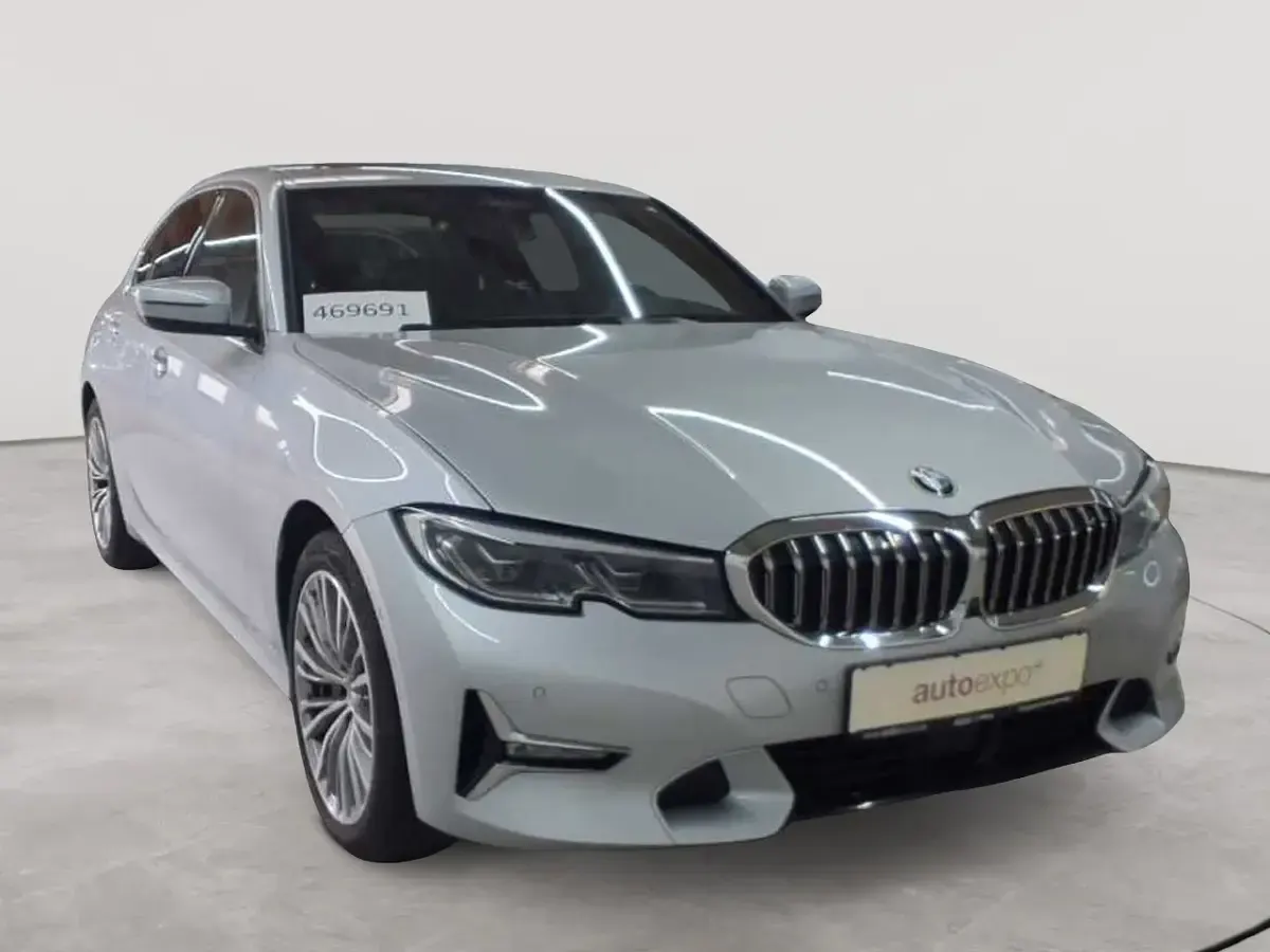 Gebraucht BMW 330 Luxury Line 258 PS (189 kW) 2020 Limousine