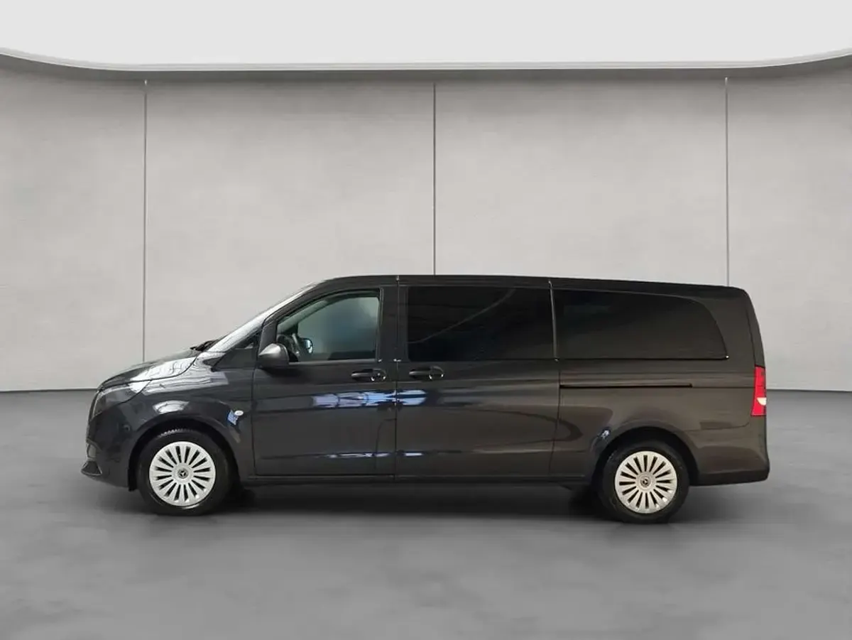 Gebraucht Mercedes Vito Marco Polo 163 PS (119 kW) 2025 Grau Van