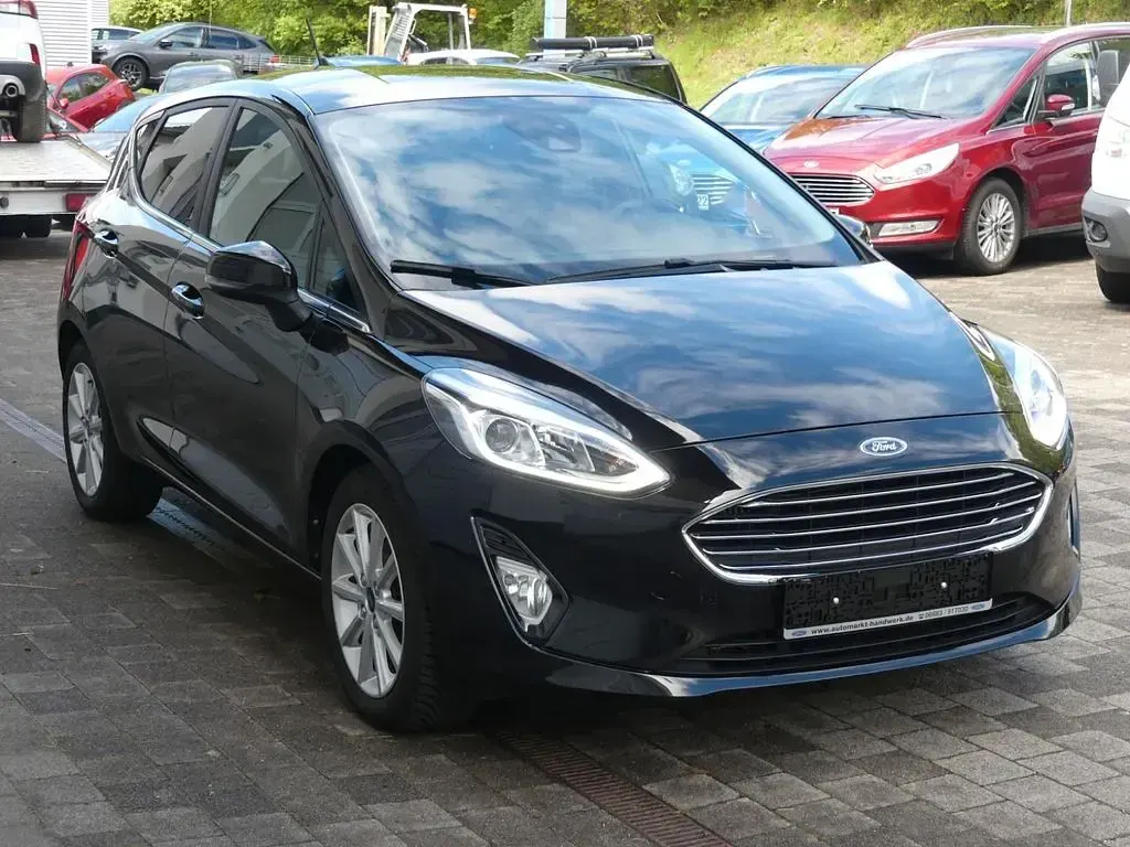Gebraucht Ford Fiesta Titanium 95 PS (69 kW) 2020 Schwarz Kleinwagen