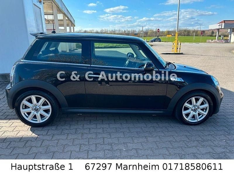 Gebraucht Mini Cooper SD 143 PS (105 kW) 2012 Midnight black Kleinwagen