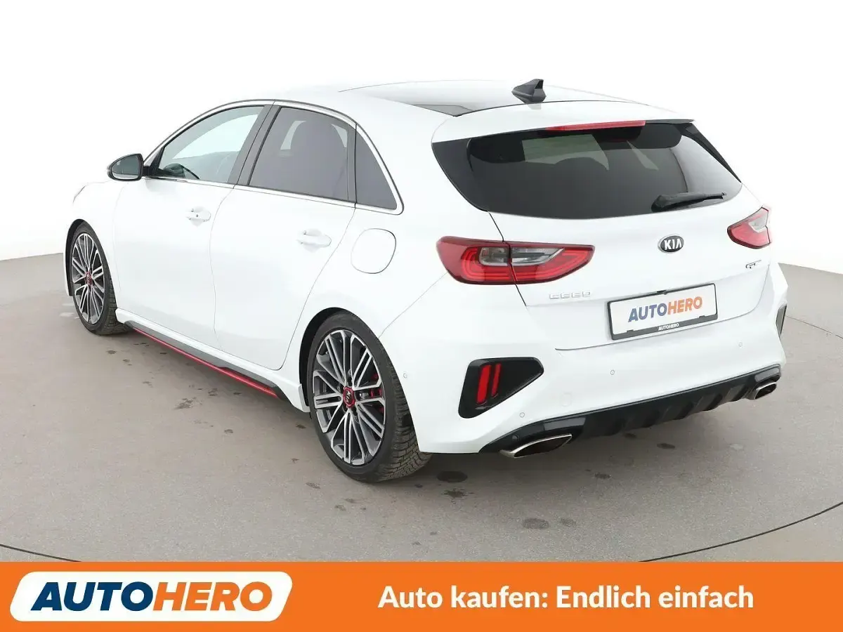 Gebraucht Kia Ceed GT GT 204 PS (150 kW) 2021 Weiß Limousine