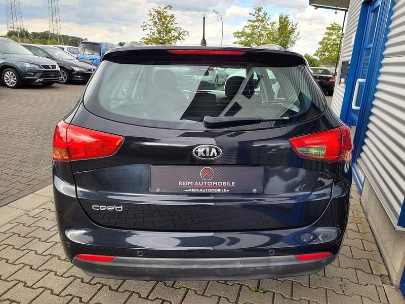 Gebraucht Kia Ceed Sportswagon Attract 99 PS (72 kW) 2014 Schwarz Kombi