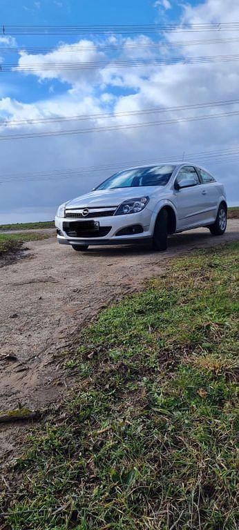 Gebraucht Opel Astra GTC 116 PS (85 kW) 2008 Silber Limousine