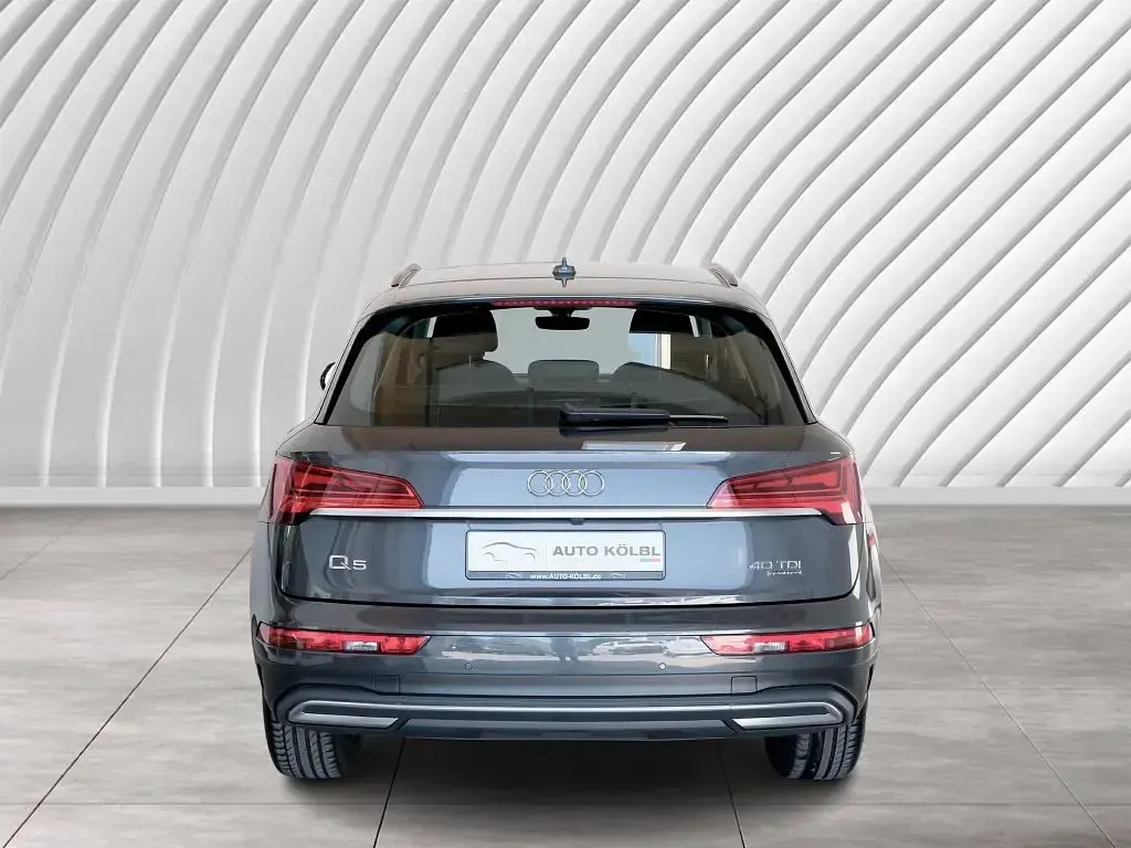 Gebraucht Audi Q5 204 PS (150 kW) 2023 Manhattangrau metallic SUV