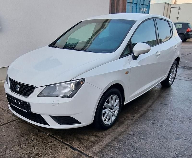 Weiß Gebraucht 2014 Seat Ibiza Style Kleinwagen | 4.790 € (Fairer Preis) - Bild 1/4