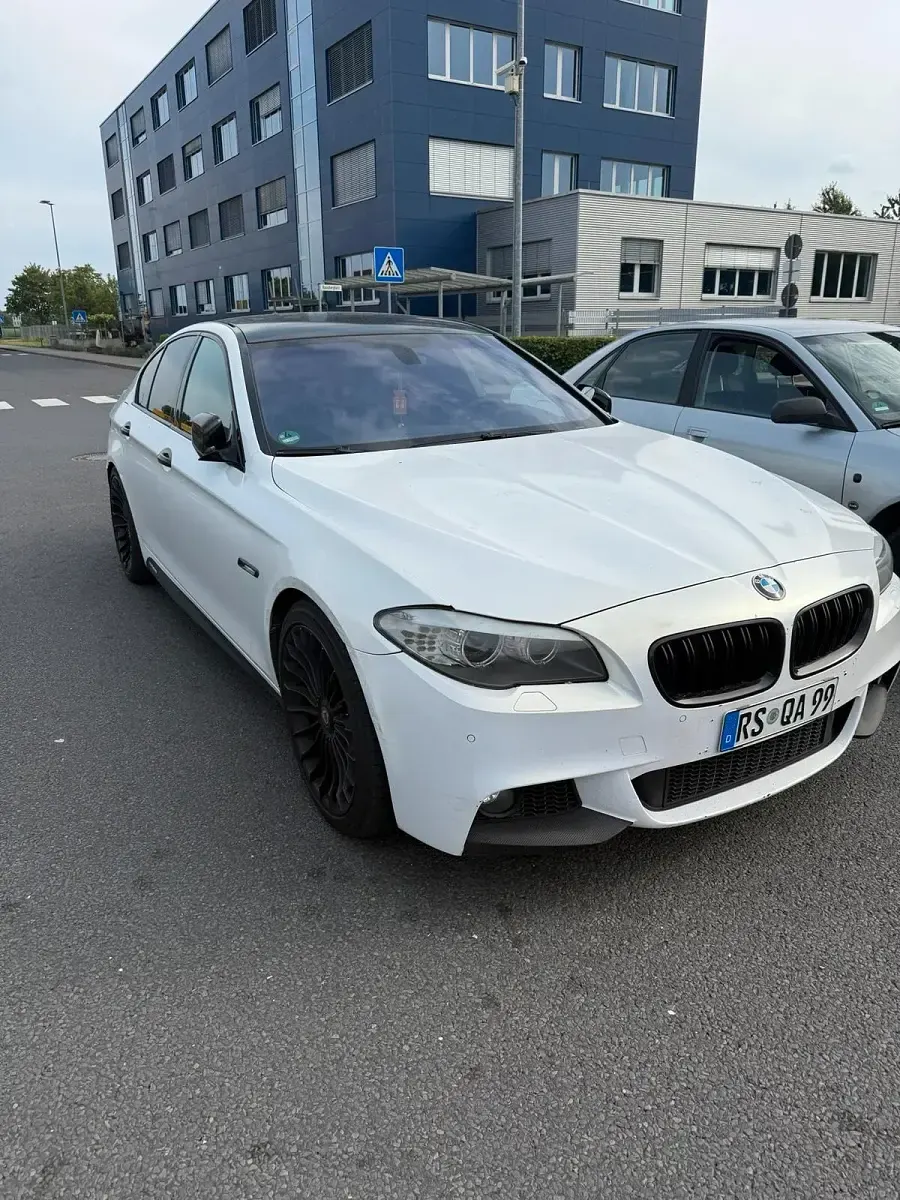 Gebraucht BMW 535 M Sport 313 PS (230 kW) 2011 Weiß Limousine