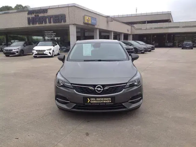 Gebraucht Opel Astra Edition 131 PS (96 kW) 2022 Grau (quarz grau) Kleinwagen
