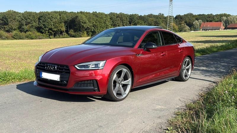 Rot Gebraucht 2019 Audi A5 Sportback Sport Limousine | 29.990 € (Fairer Preis) - Bild 1/4