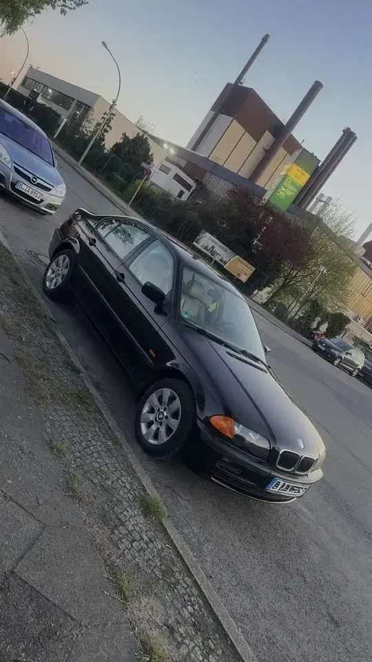 Gebraucht BMW 318 118 PS (86 kW) 2000 Limousine