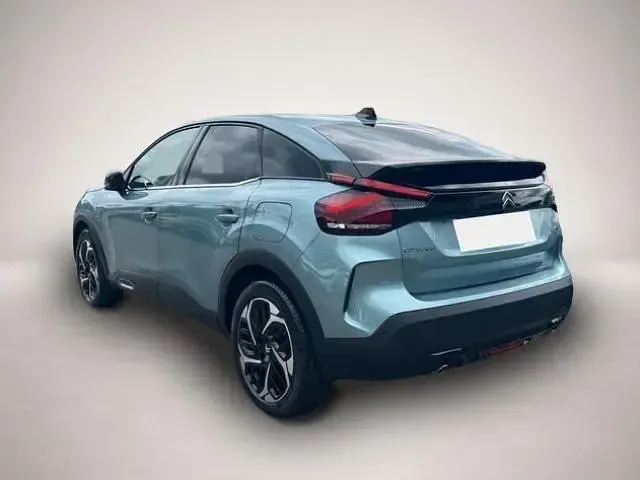 Gebraucht Citroën C4 Shine 131 PS (96 kW) 2023 Manufacturer SUV