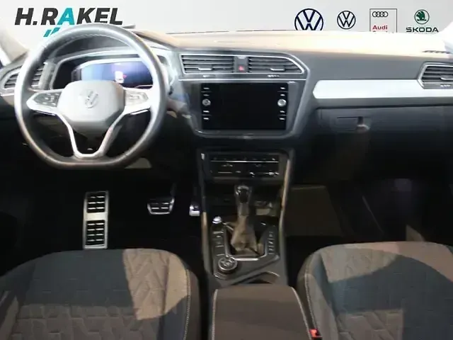 Gebraucht VW Tiguan Allspace Move 190 PS (139 kW) 2024 Blau SUV
