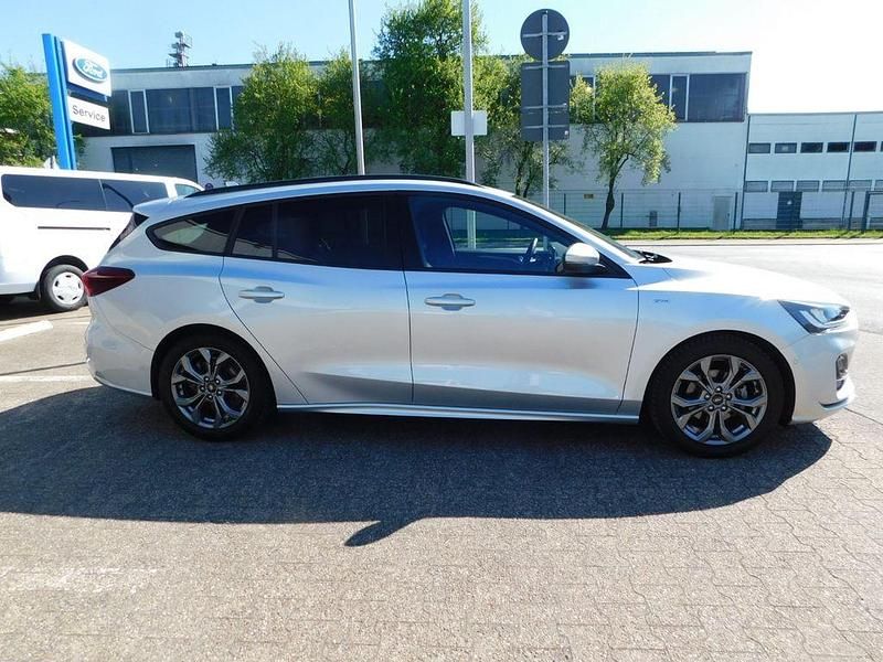 Usata Ford Focus ST-Line X 155 CV (114 kW) 2025 Argento Berlina