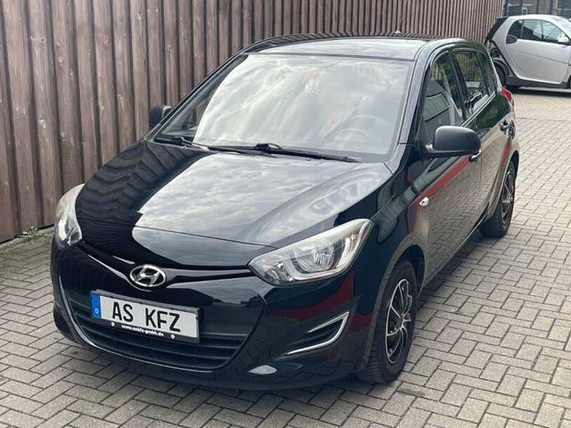 Schwarz Gebraucht 2014 Hyundai i20 Classic Kleinwagen | 4.690 € (Fairer Preis) - Bild 1/4